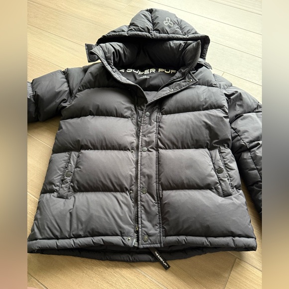 Super puff aritzia tna super puff original xs - Picture 2 of 9